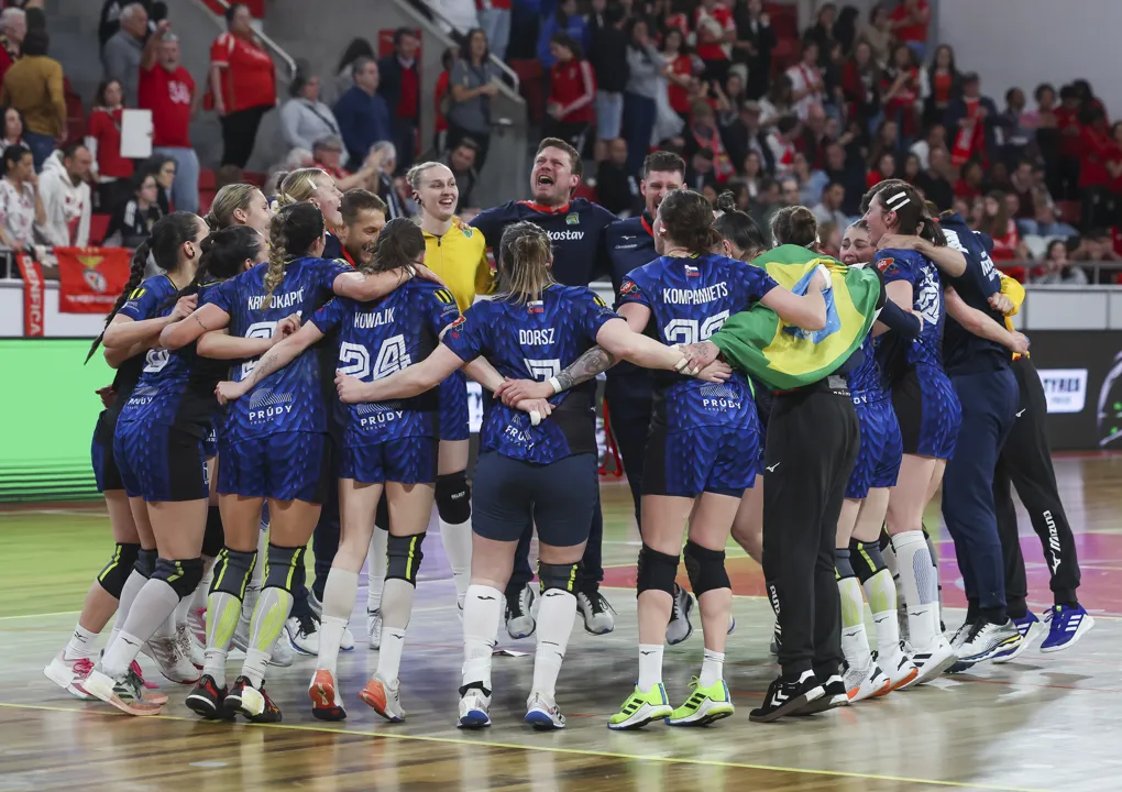 Elche and Michalovce reach European Cup final