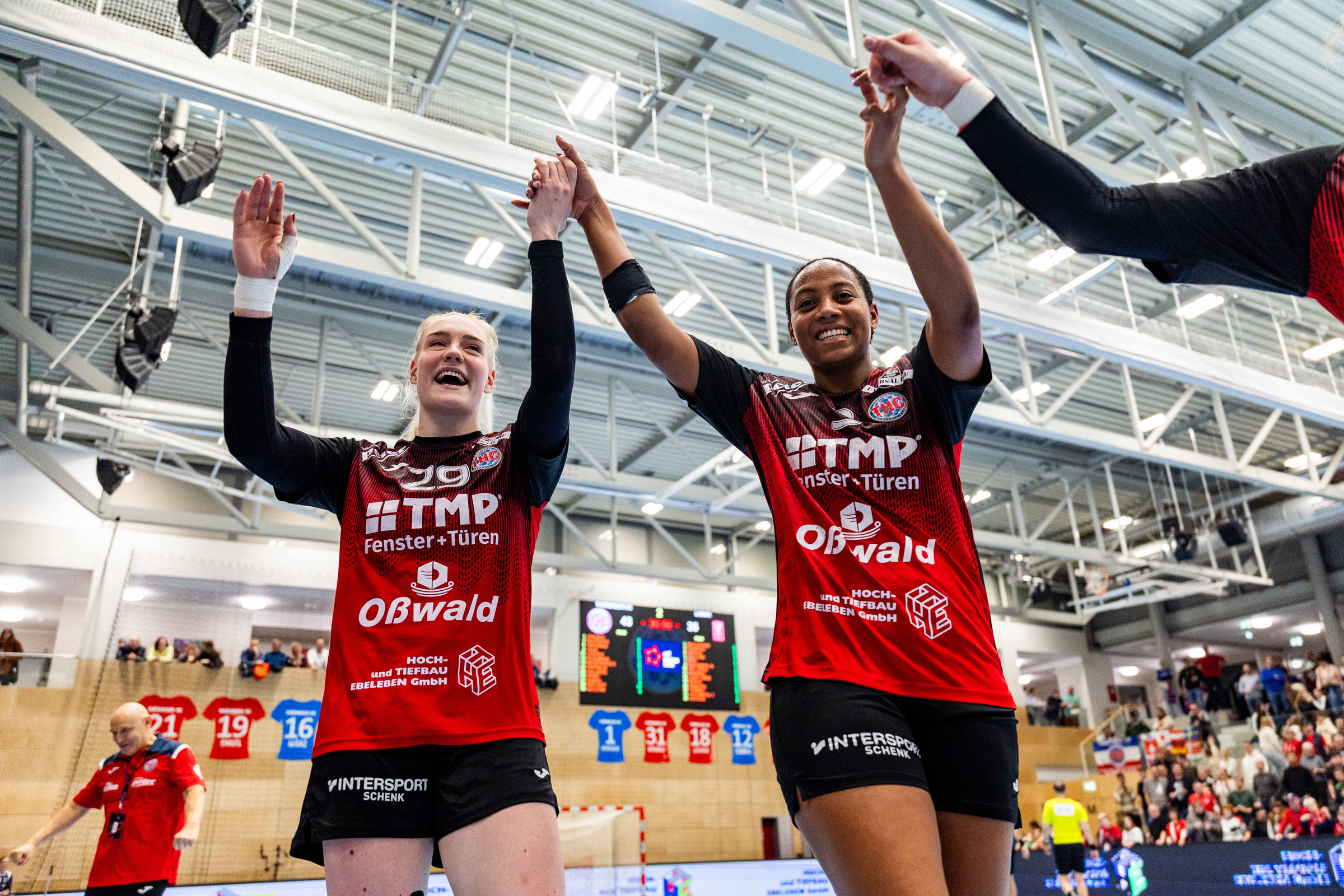 One former winner, one Austrian top scorer and two debutants