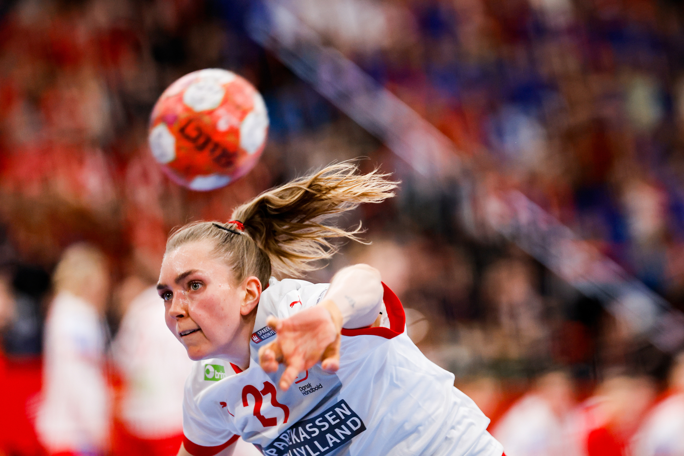 Last EHF EURO semi-final ticket up for grabs in Vienna