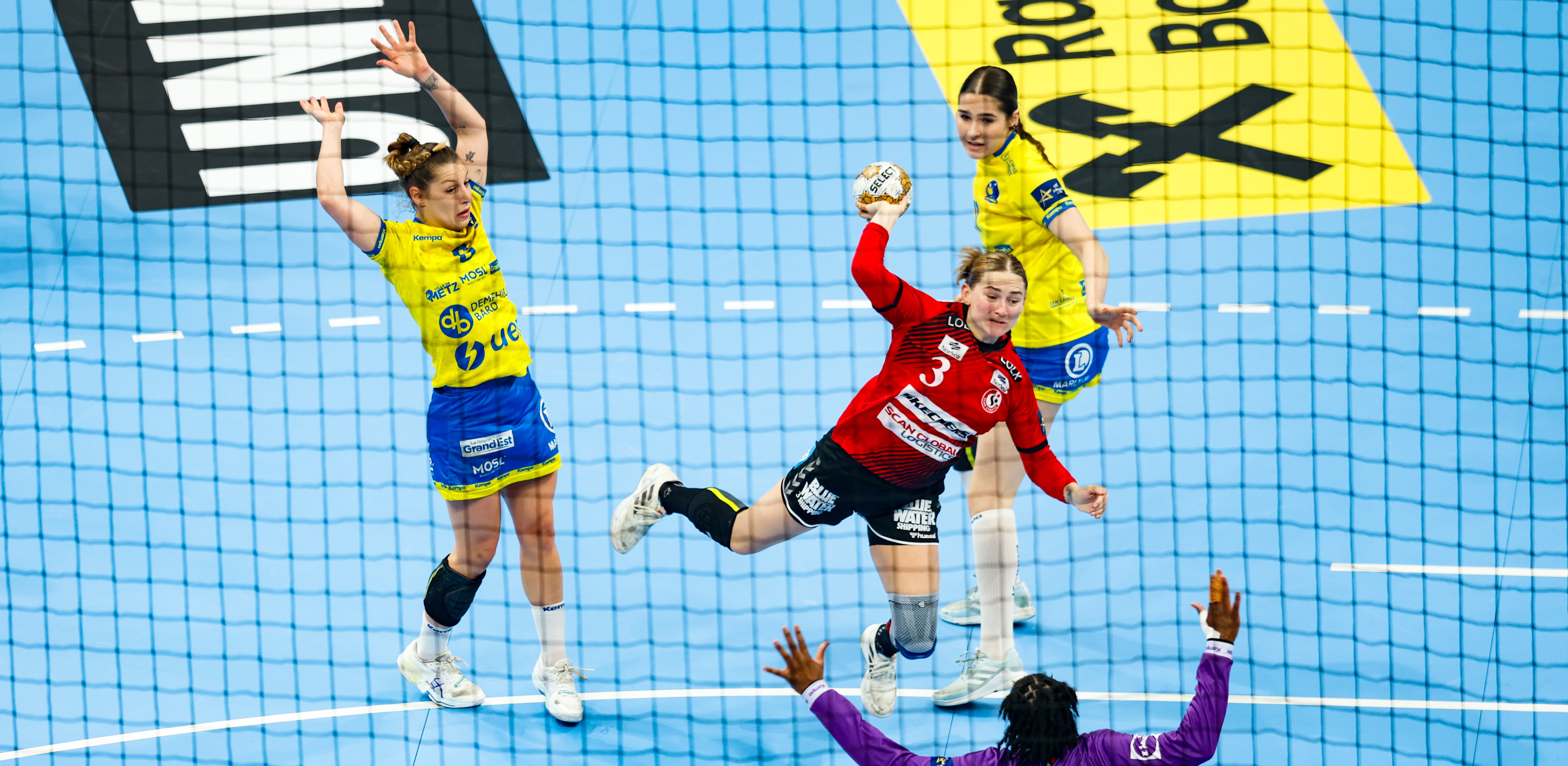 FF4BUD24 Third Place Team Esbjerg Vs Metz Handball UH28589 UH