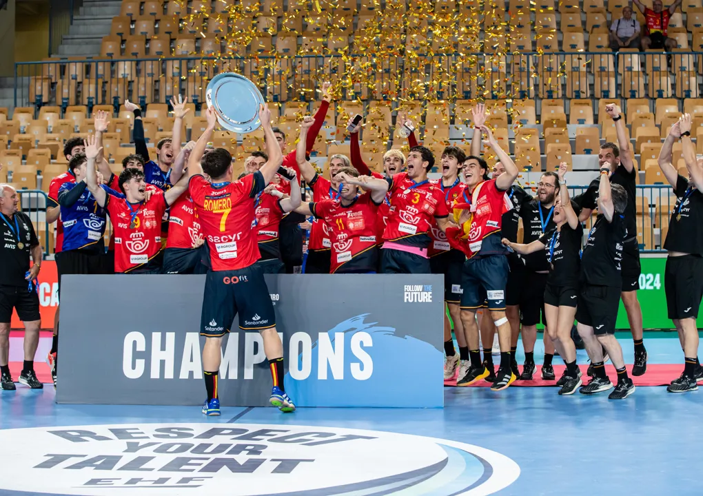 SUMMARY: Dominant Spain secure another title!