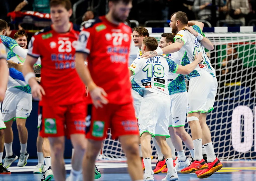 Summary: Slovenia, Sweden and Denmark win groups D, E and F
