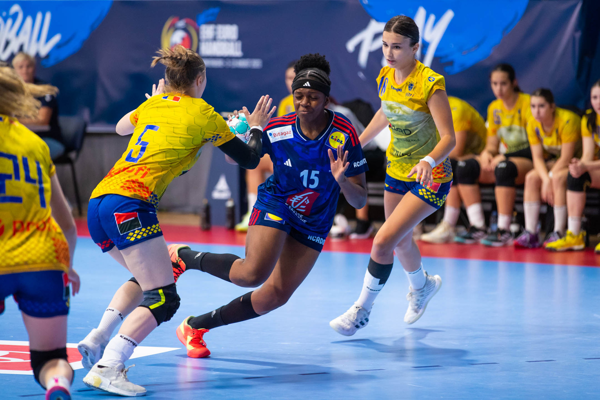 Three sides with perfect records before W17 EHF EURO main round
