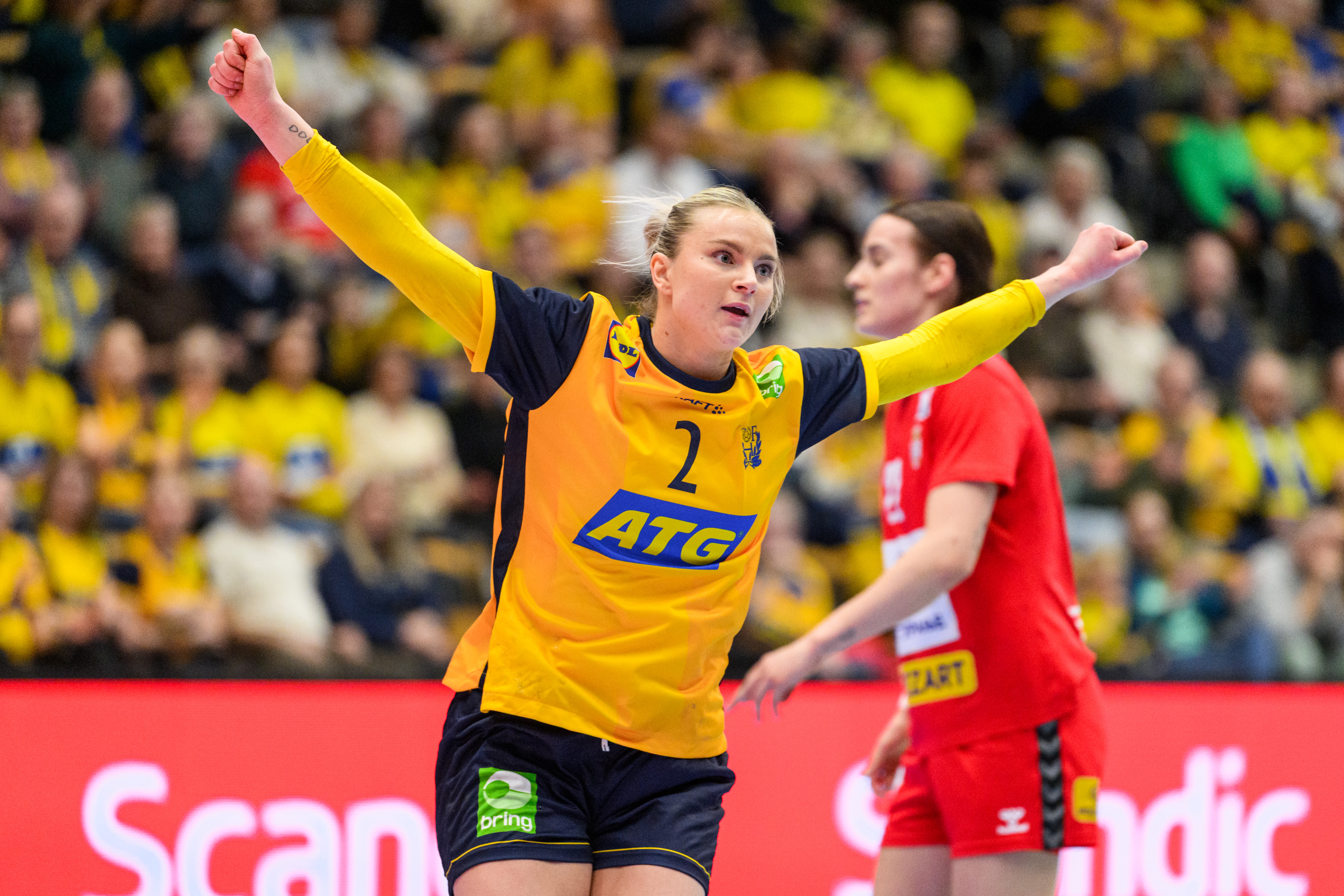 LIVE BLOG: Sweden book final tournament berth; Spain welcome Austria