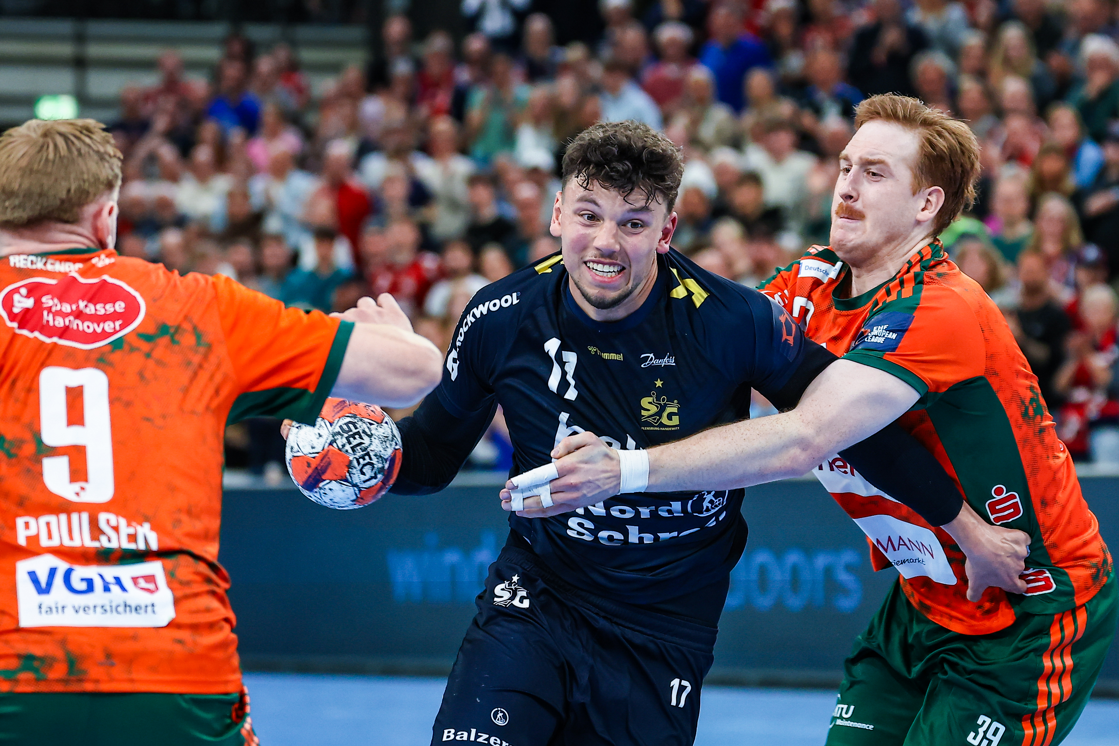 Title holders under pressure with semi-finals to be booked