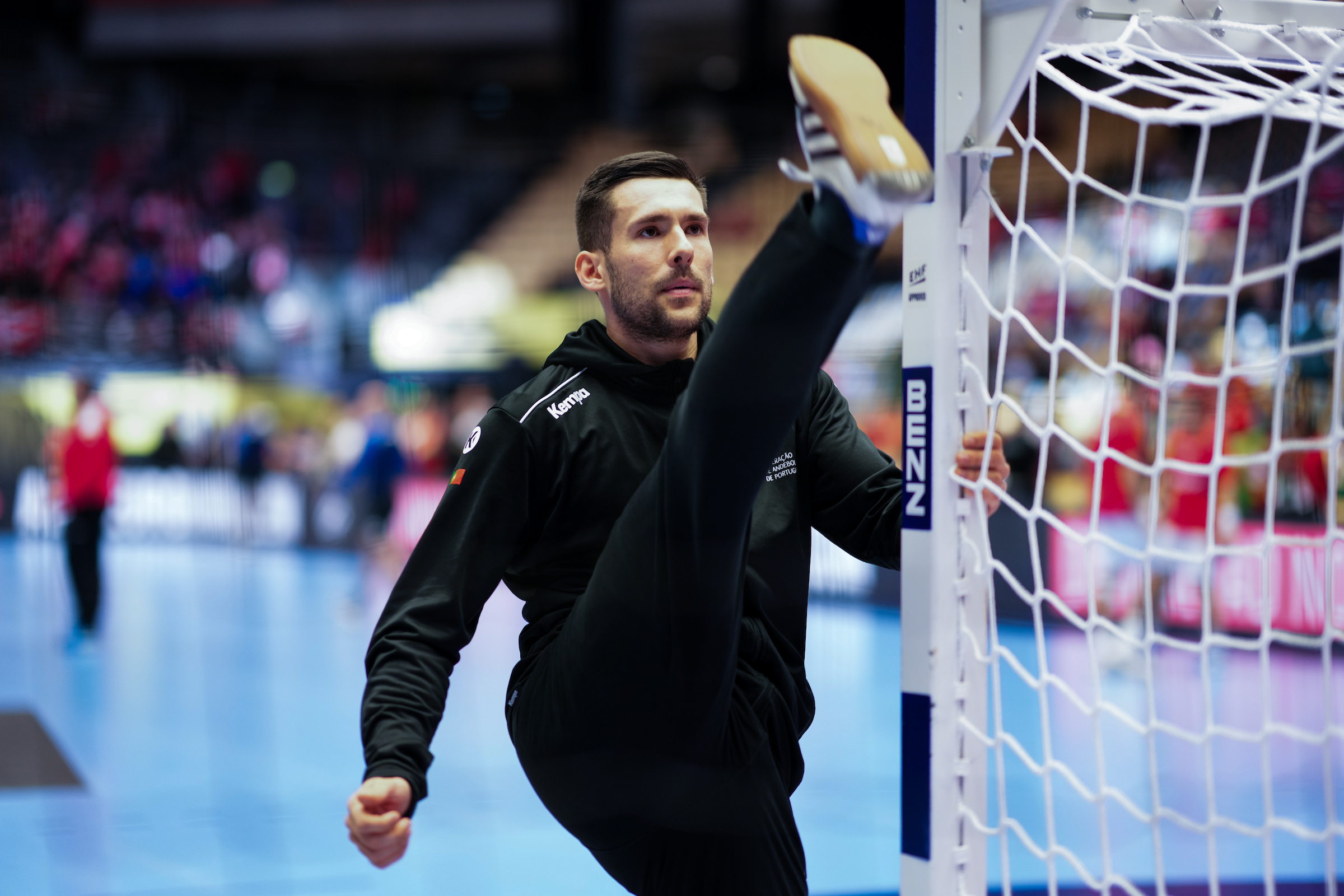 Live blog: Portugal and Norway prepare for key main round clash