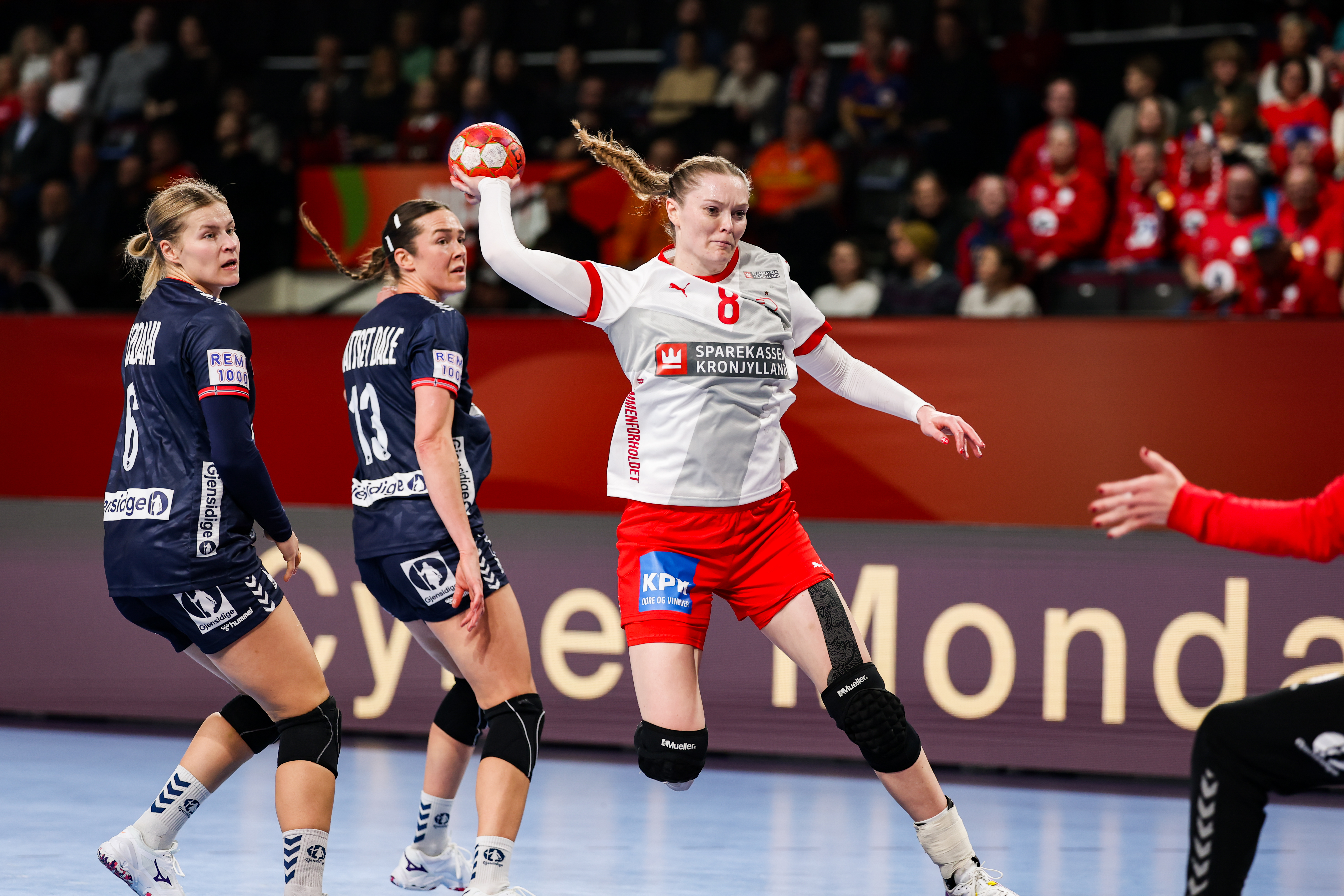 Denmark stumble against Norway in Women's EHF EURO main round