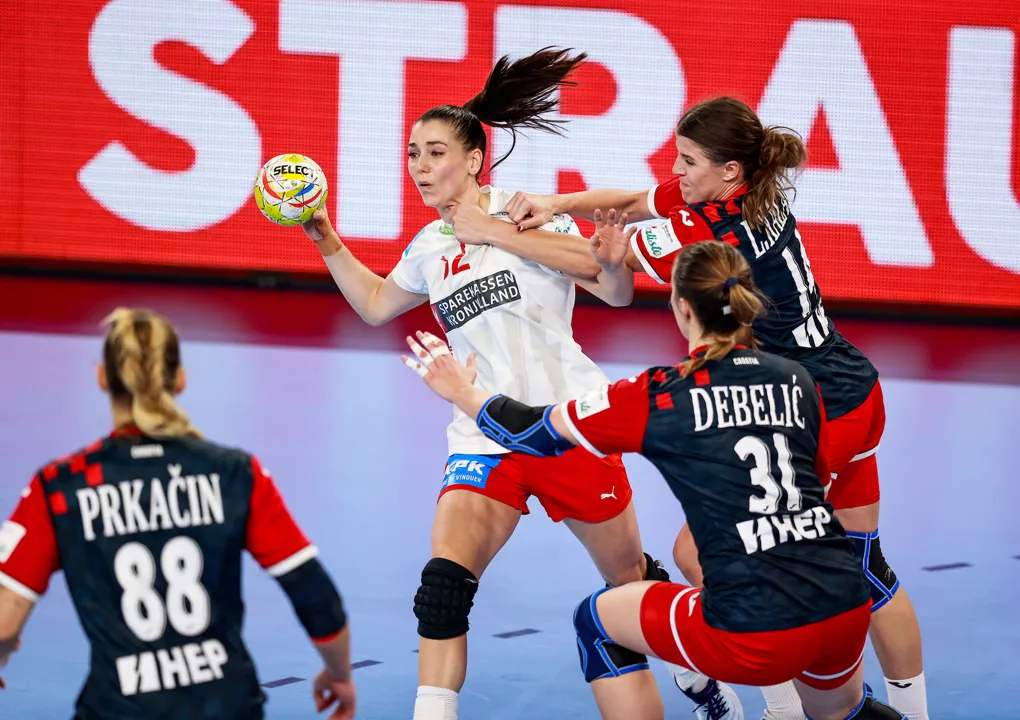 Denmark knock Croatia out of semi-final race