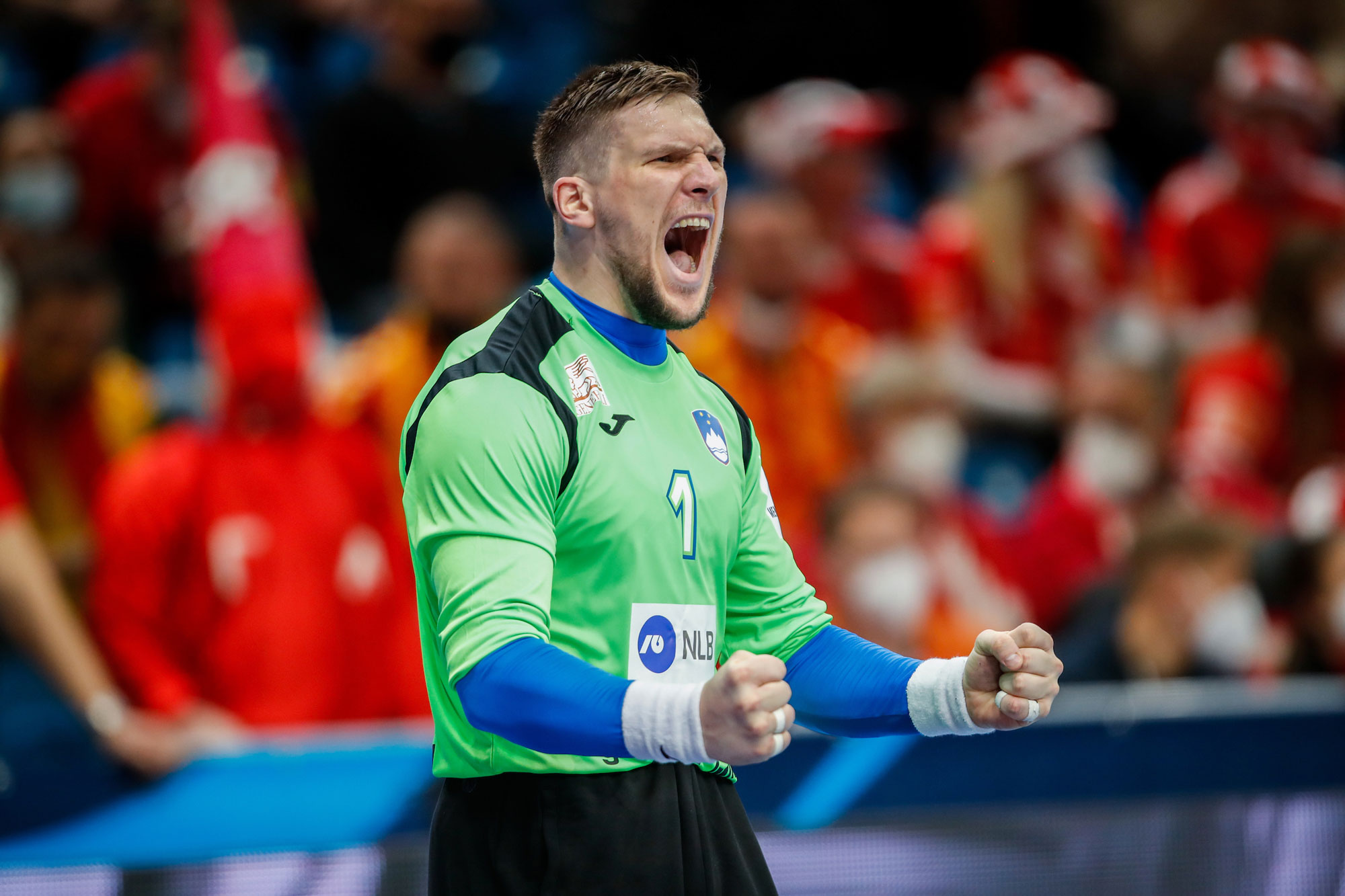 Baznik: ‘I want to give the maximum for my team’