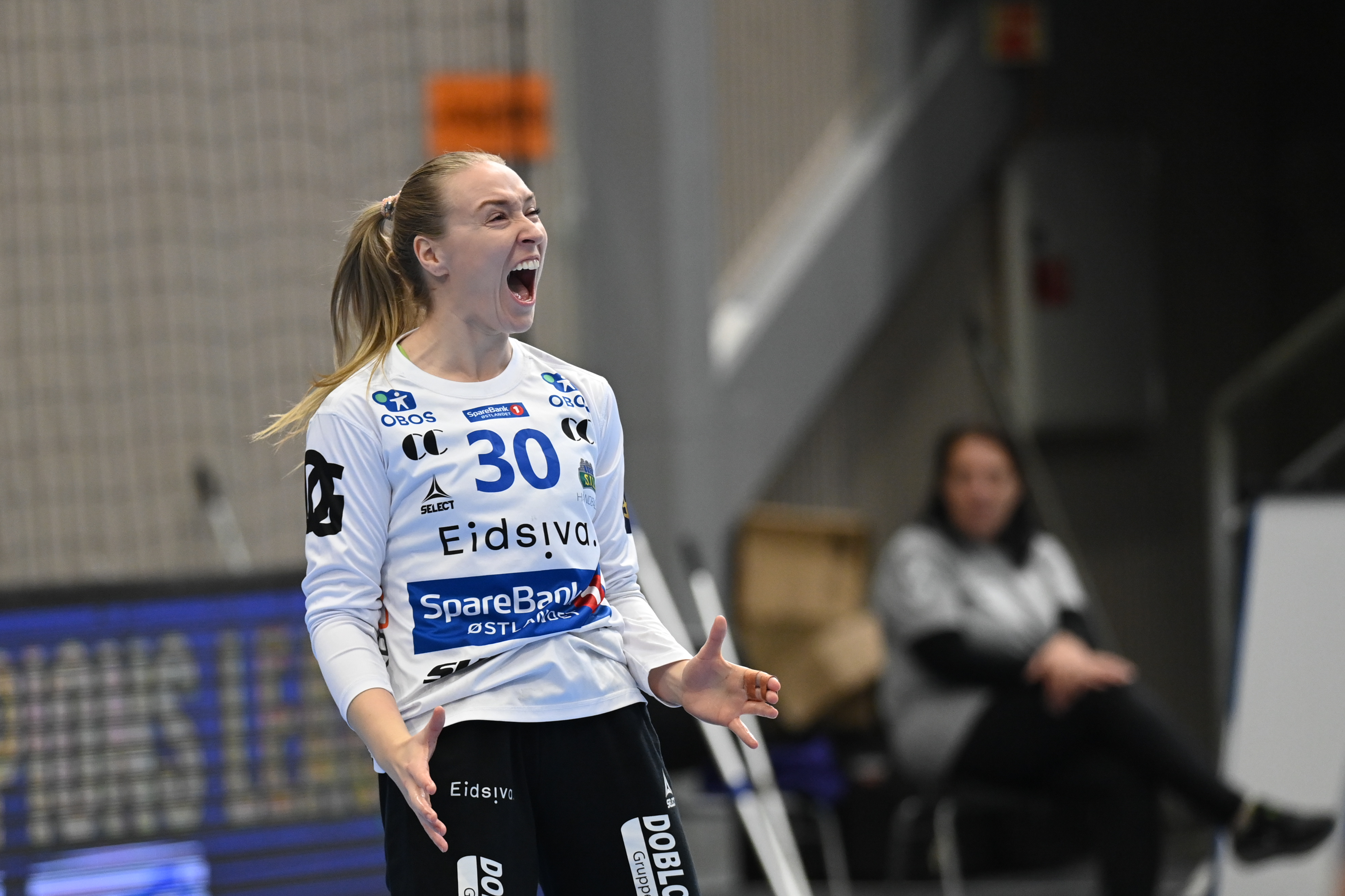 Raasok shines as Storhamar deal Gloria fifth loss in a row