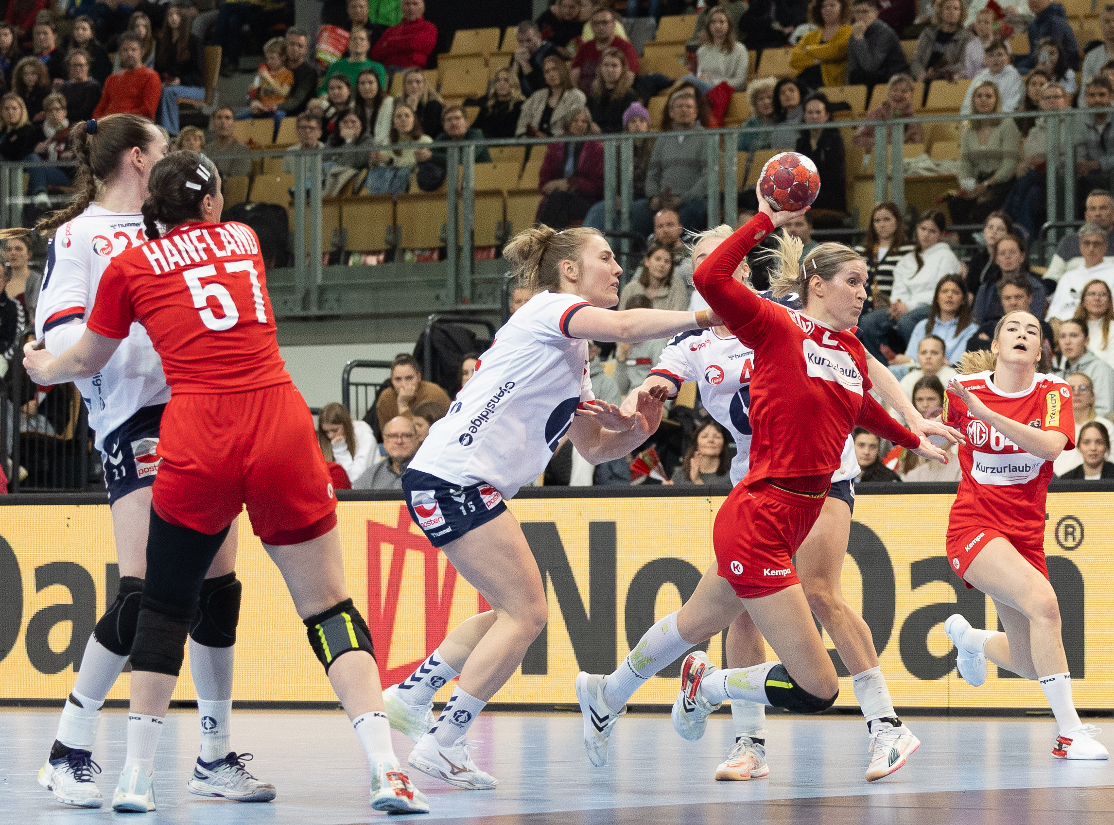 Discount on EHF EURO 2024 tickets on International Women’s Day