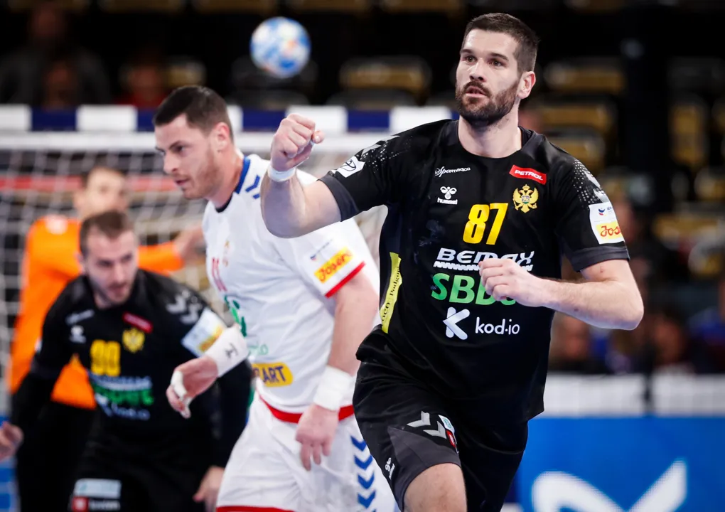 Montenegro get first taste of victory in farewell match