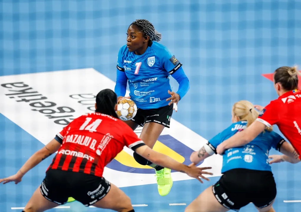 Krim go back to winning ways, Metz edge closer to first place