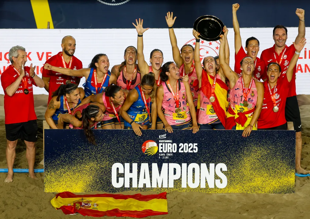 Spain celebrate their first European title in Alanya