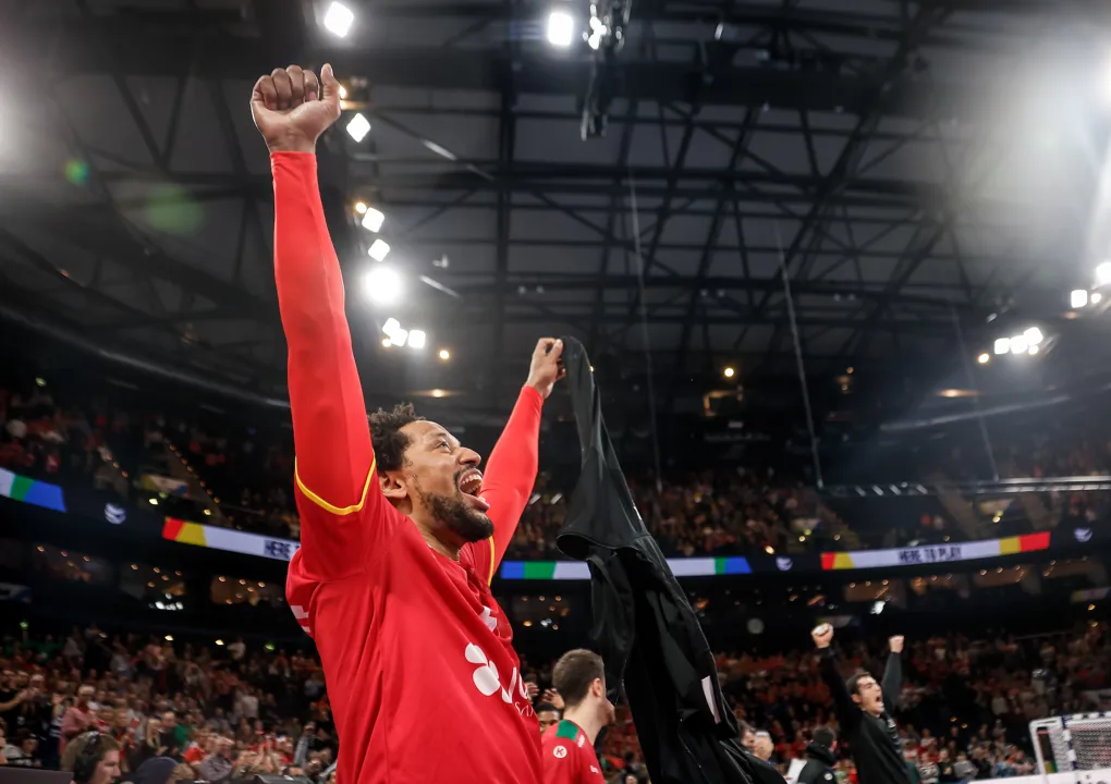 Summary: Denmark, Norway and Portugal win in Hamburg