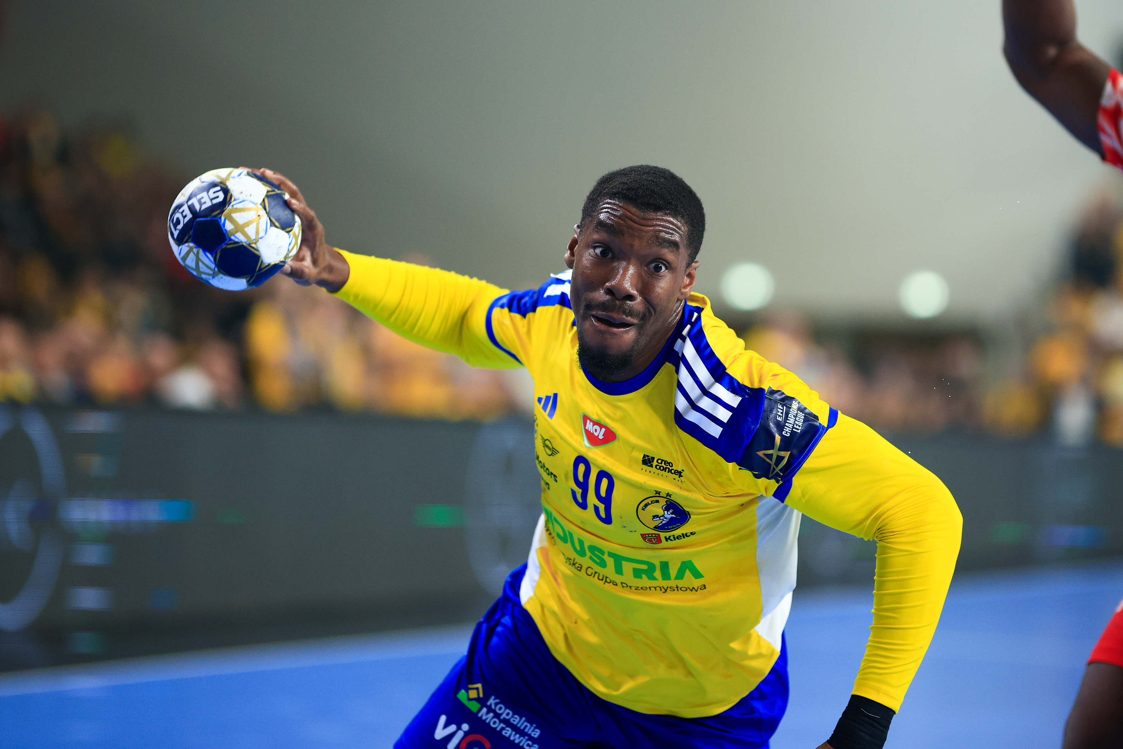 Nahi's game: “I have always seen myself as the Swiss Army knife of the team”