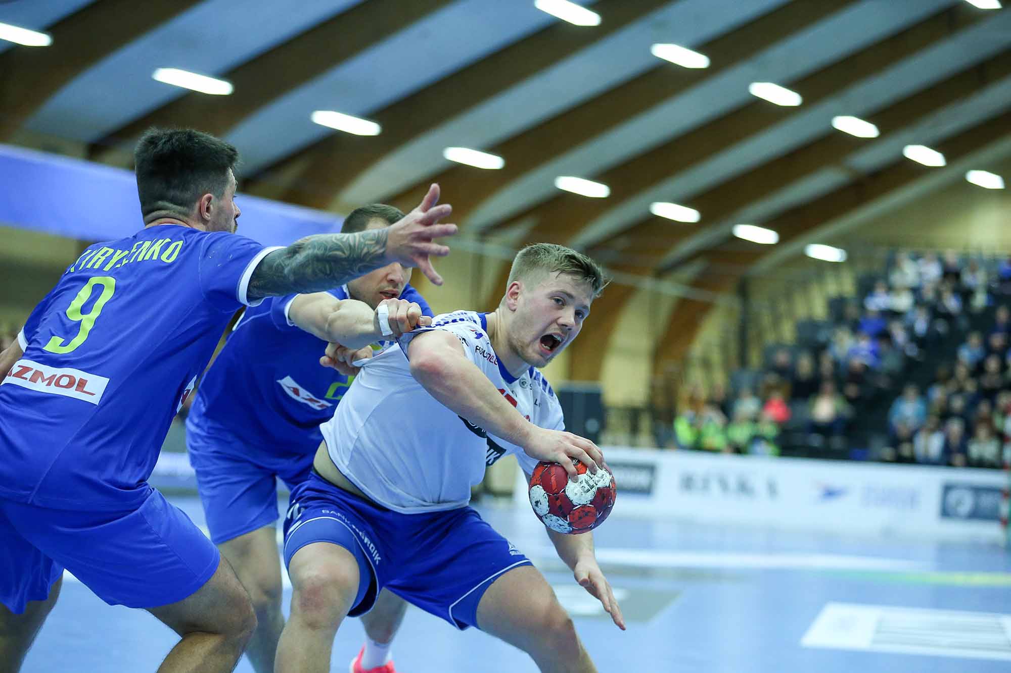 Faroe rue missed chances to fall short against Ukraine