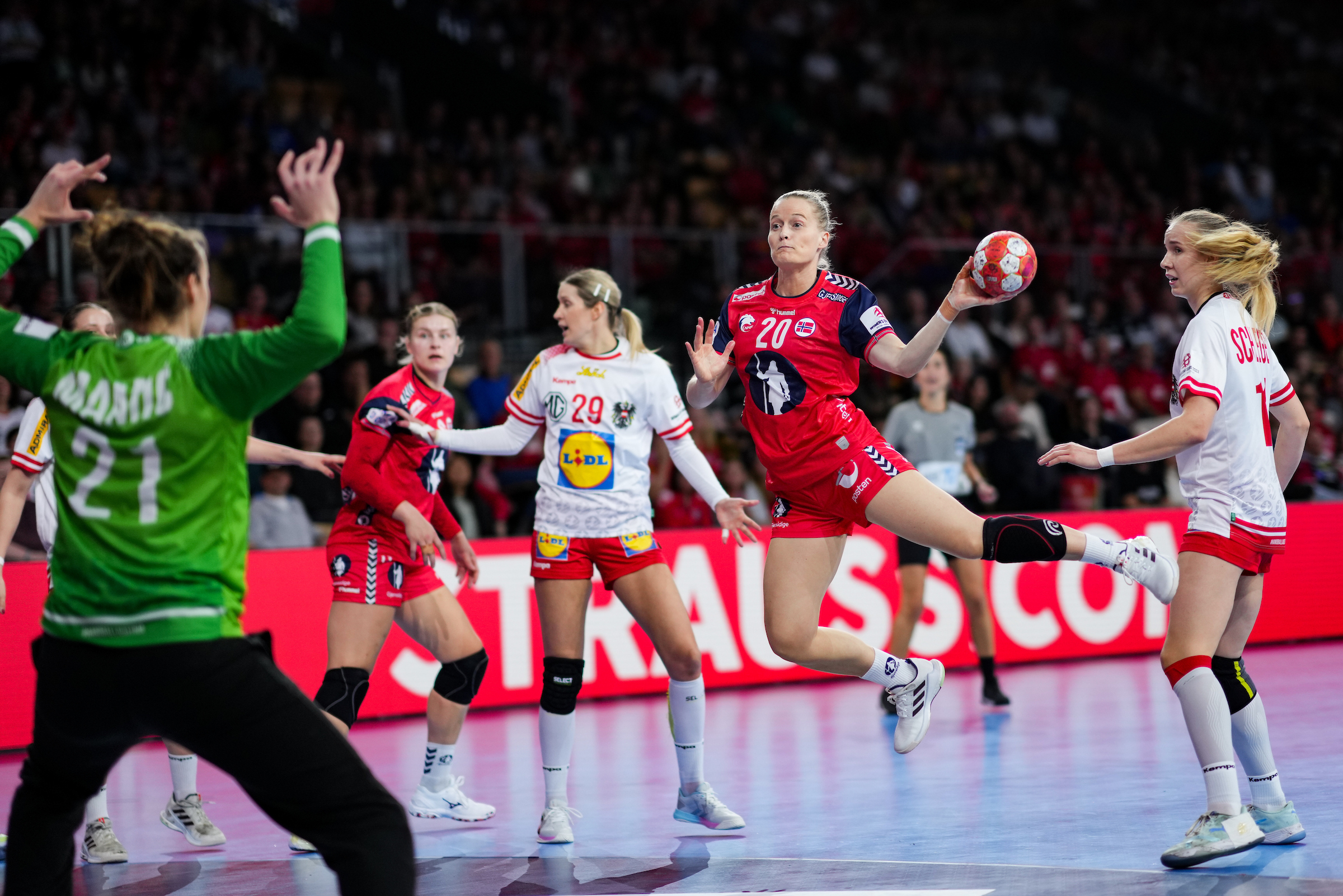 Norway take huge step towards main round